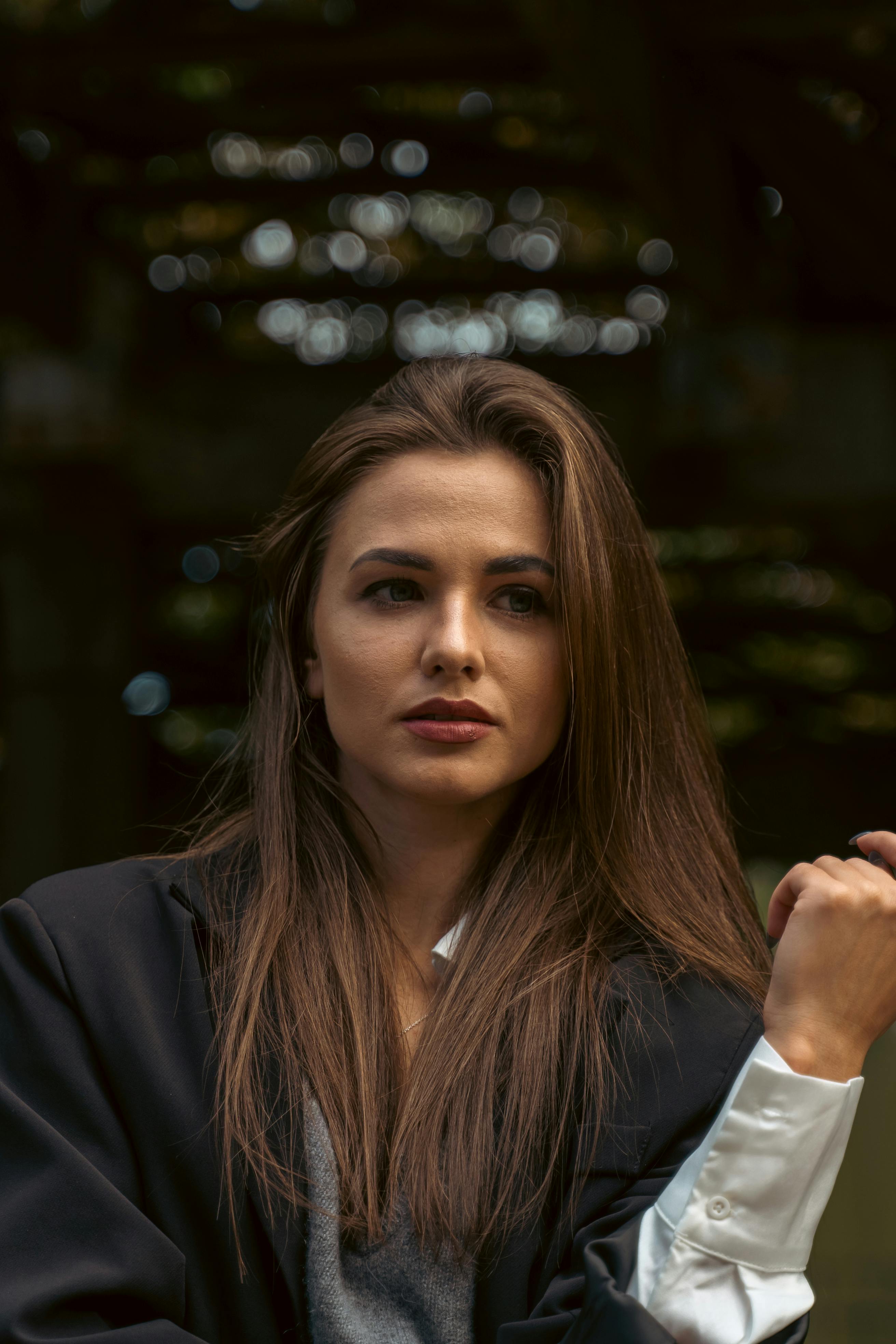 Zdjęcie modelki przed przymiarką koloru